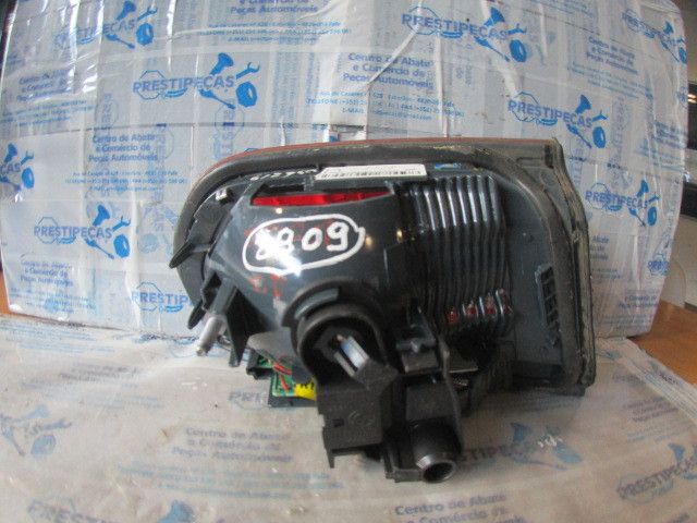 Farolim direito BMW 3 Touring (F31)