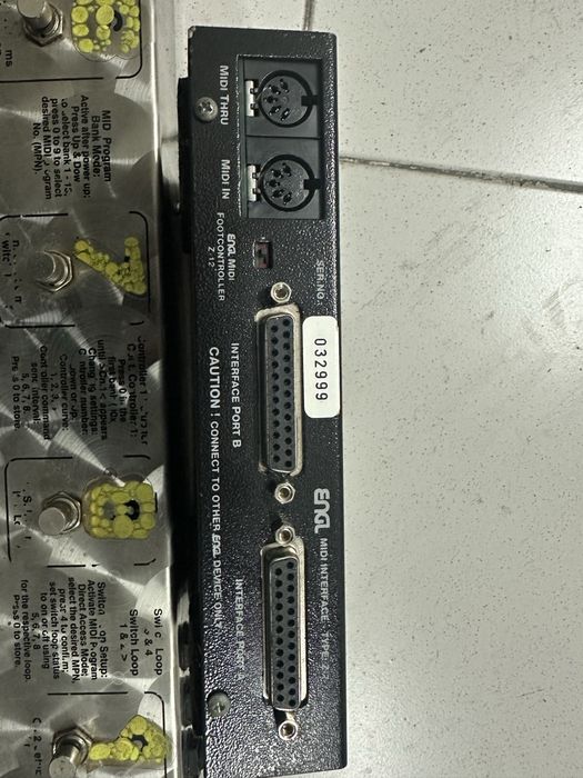 Pedaleira ENGL Z15 e midi interface Z5
