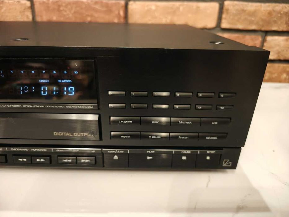 LUXMAN D105u Unikatowy odtwarzacz CD ! Lampowy