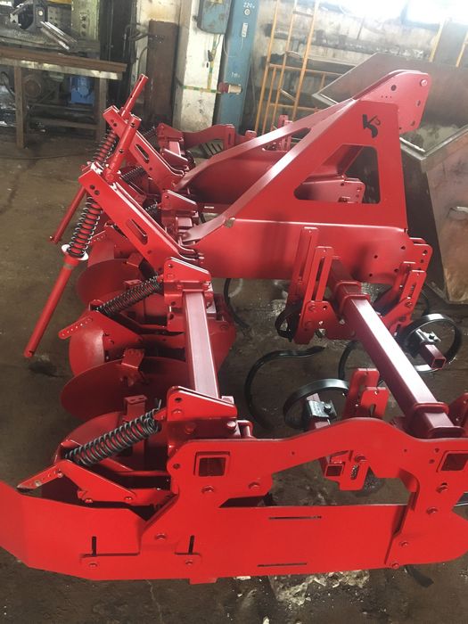 Окучник, картоплепідгортувач