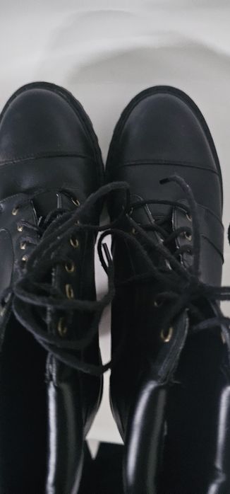Dr.Martens piękne obcas 39 ideał