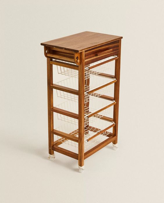 Regał drewniany z szufladami na kółkach zara home