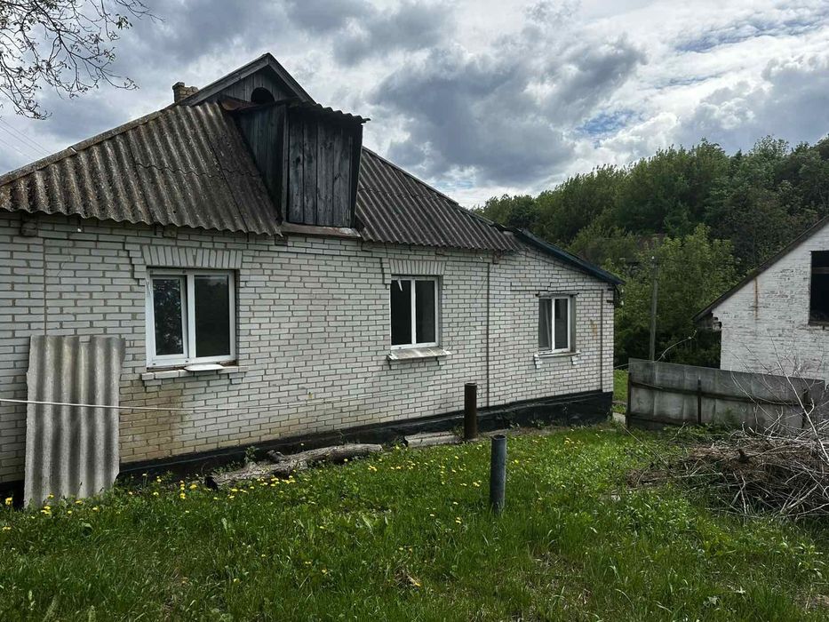 Продам будинок  в селі Озерна