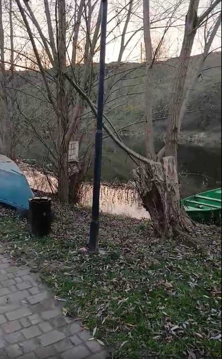 Продаж гарної ділянки з будинком м. Кам’янка