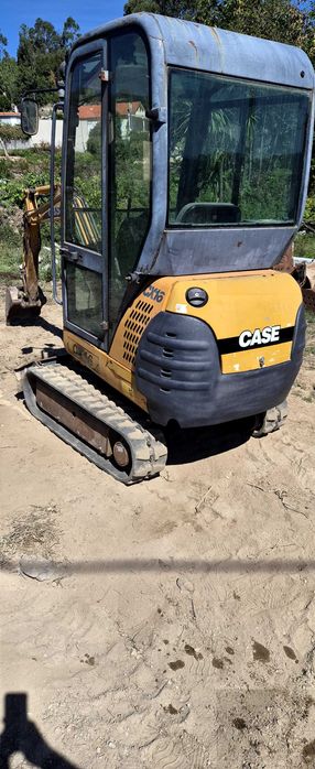 Mini giratoria case cx16