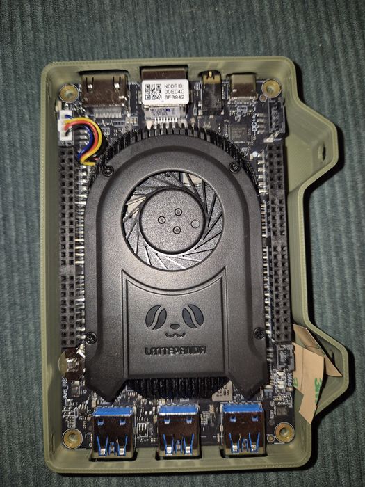 LattePanda Delta 3 (8GB RAM) – Mini PC Windows + Arduino + Extras