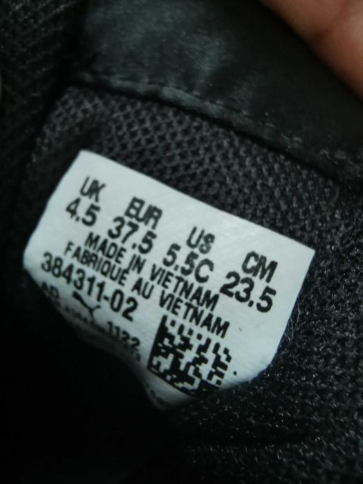 Buty Puma.