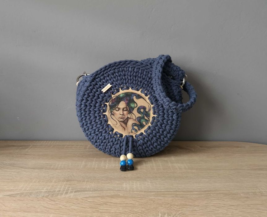Torebka sznurkowa, ze sznurka – okrągła granatowa – kobieta