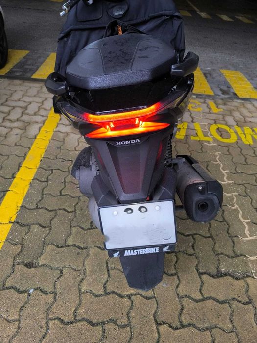 Honda Forza 300 (25CV)