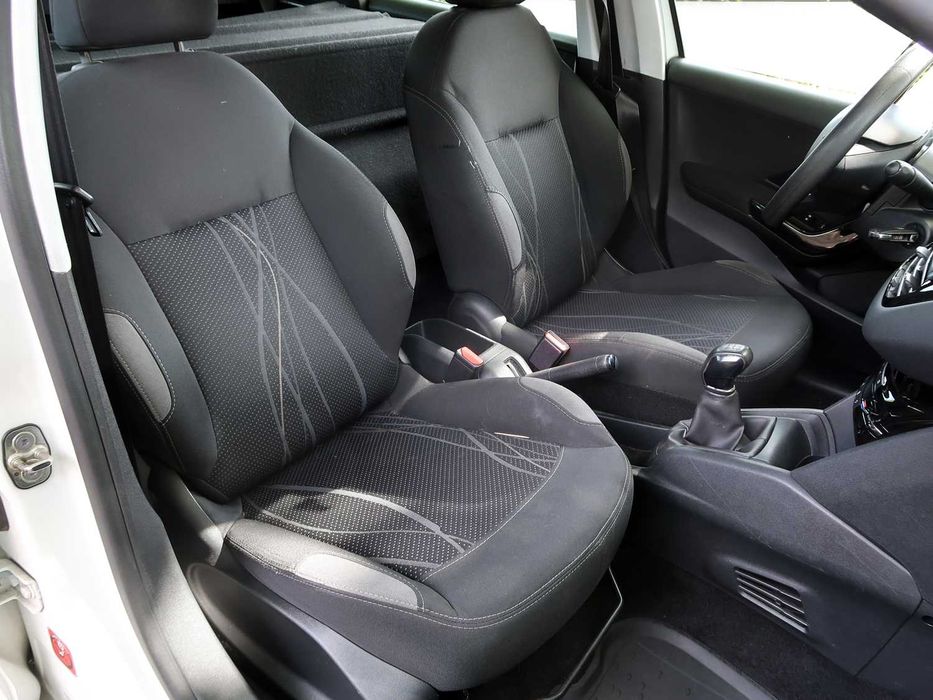 Peugeot 208 1.4 HDI Comercial, 2015