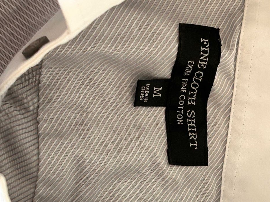 Lote de roupa de homem