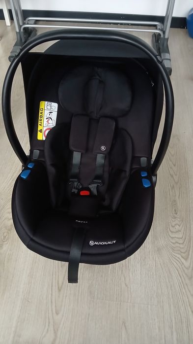 Fotelik/nosidełko avinaut pixel + baza isofix