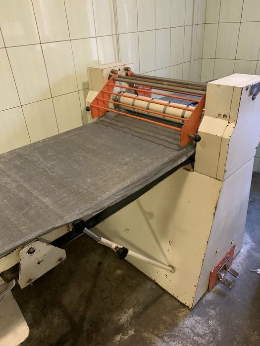 Раскаточная машина для теста