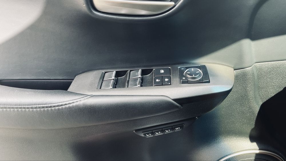 Надійний Lexus nx 200t