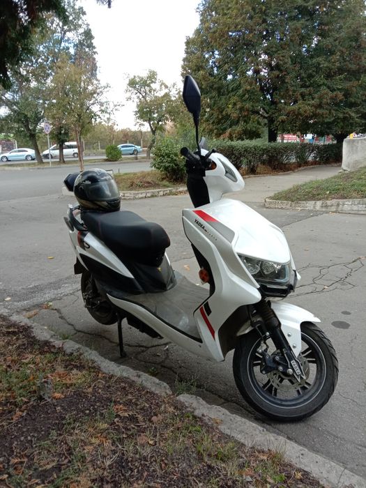 Продам електро скутер 2.5кв