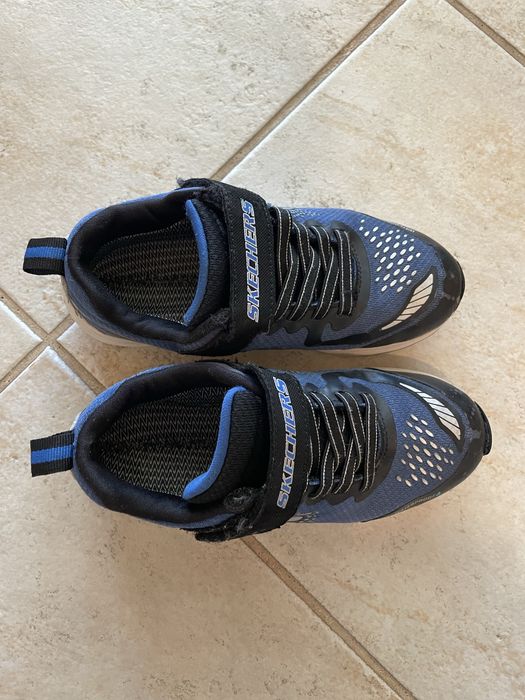 Sketchers menino 31