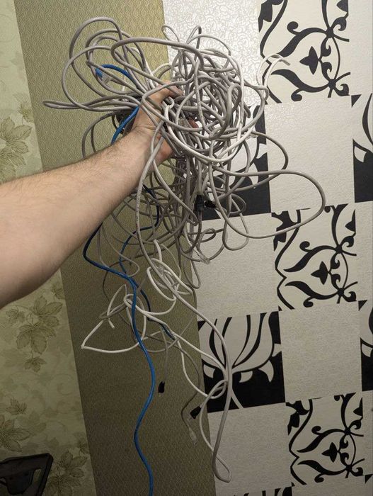 Кабель для Інтернету - багато різних