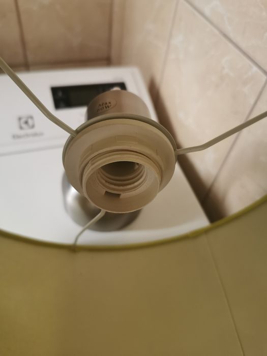 Lampa wisząca, abażur limonkowy duży.