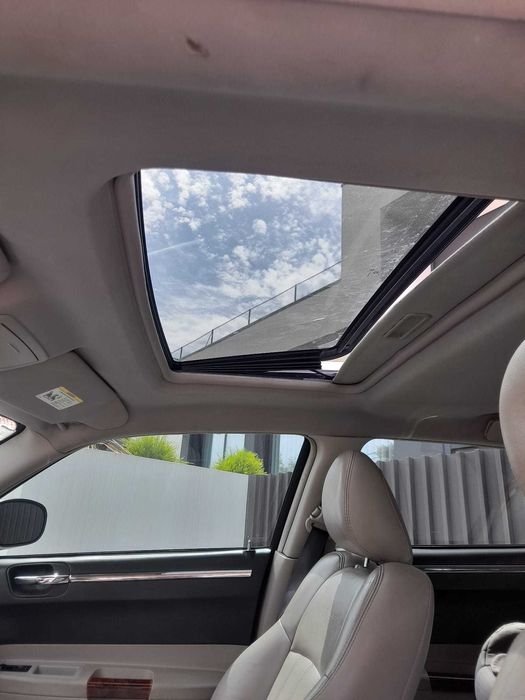 Exclusivo Chrysler 300c 2.7 V6