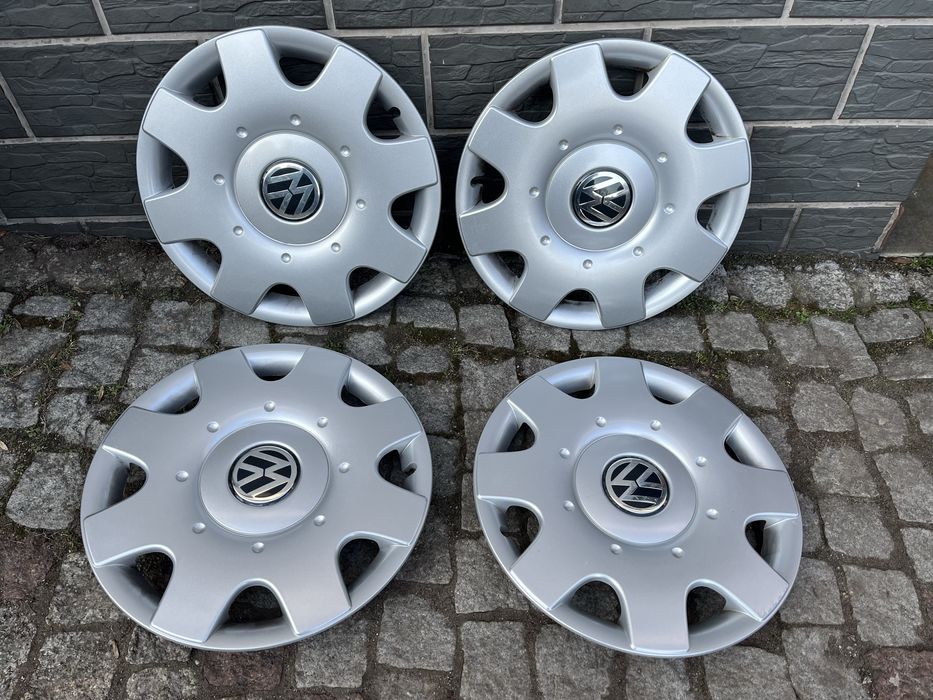 Kołpaki Volkswagen  Caddy Golf R16  komplet Ładne