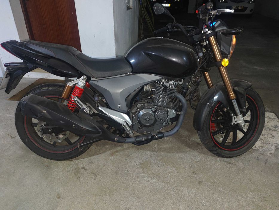 Mota Keeway RKV 125
