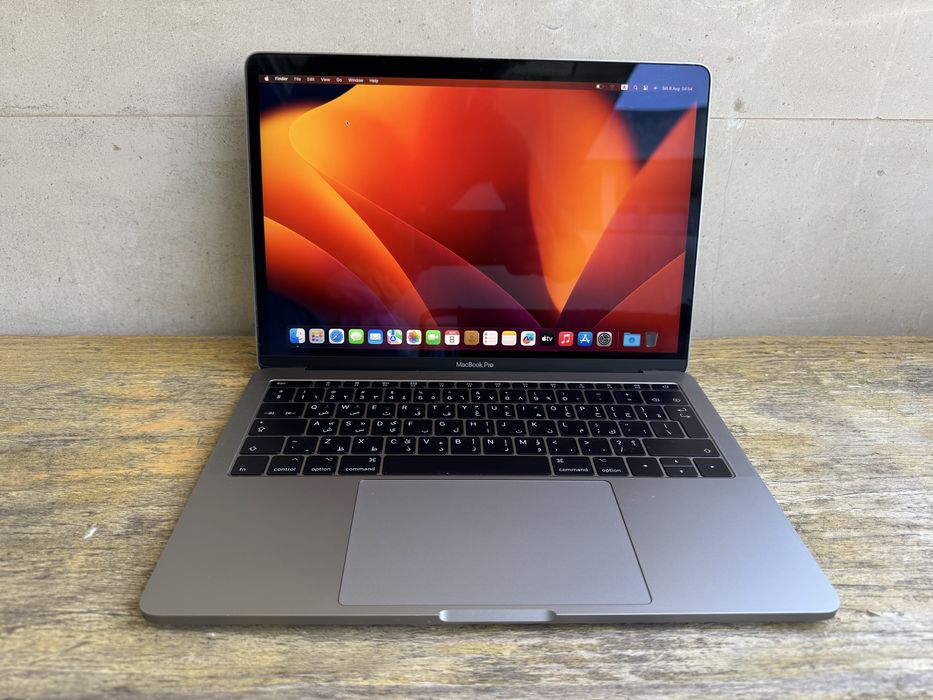MacBook Pro 13” 2017, i5 / 8GB / 256GB