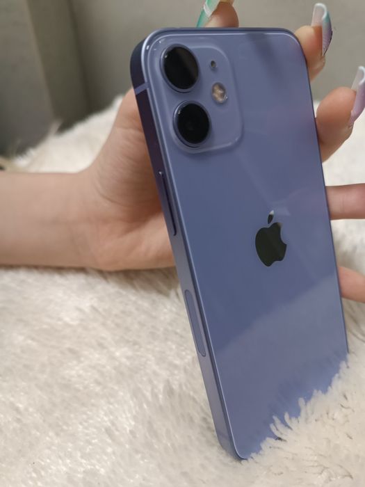 Продаю айфон 12 міні на 256 гб