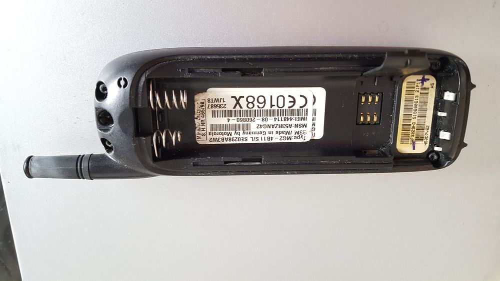 Продам сотовий телефон МОТОЛА М3788