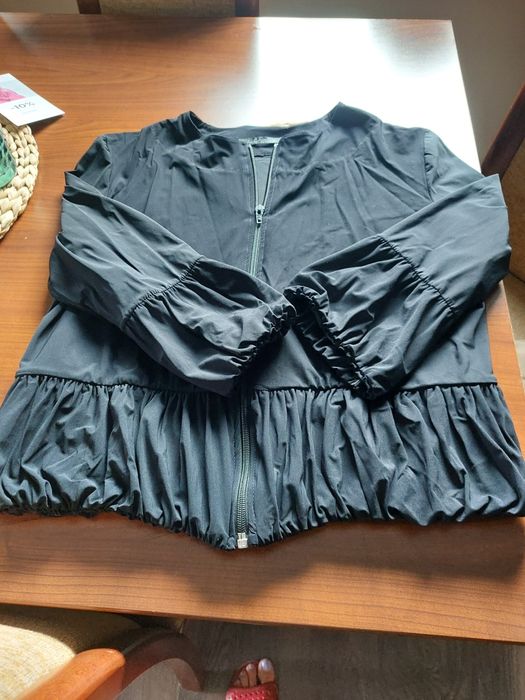 Żakiet czarny na zamek