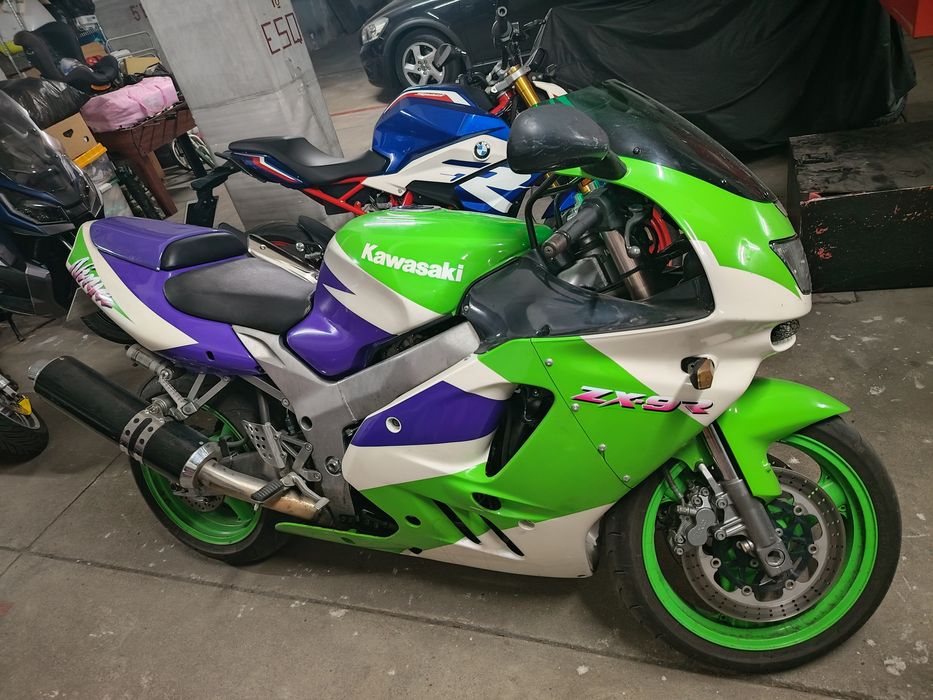 Kawasaki Ninja ZX9R Original Coleção Aceita-se Troca, Veja a descrição