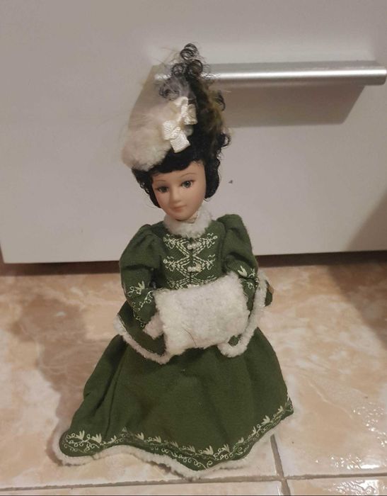 Dama de Época em porcelana Anna Karenina