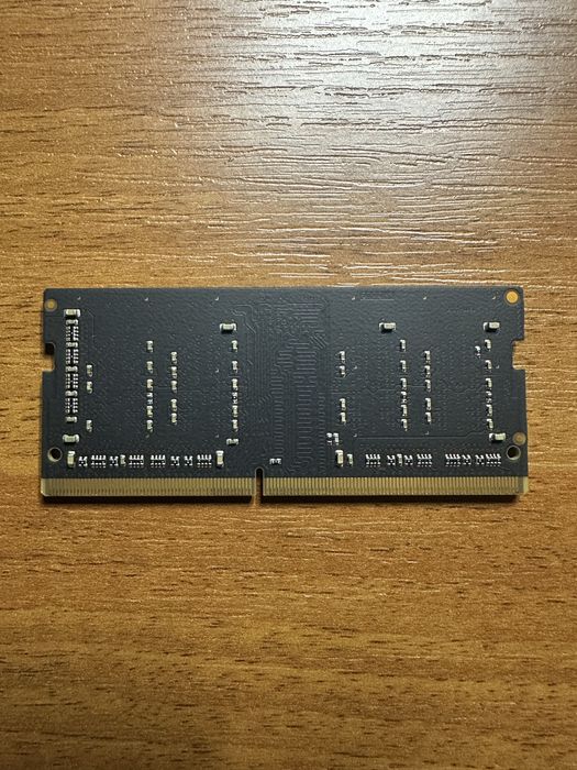 Оперативна пам'ять Micron DDR4 SO-DIMM 4GB 2400MHz