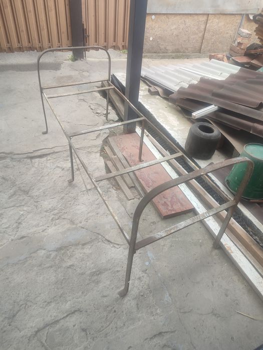 Ліжко каркас міцне метал, розмір 170 на  60, висота 80 до бильця