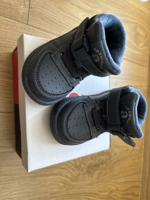 Buciki przejsciowe, ocieplane w rozmiarze 20