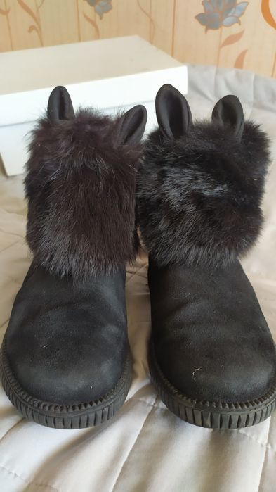 Замшеві ботиночки 36 розміру