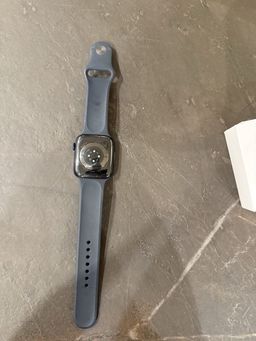 I Watch series 8  45 mm годинник