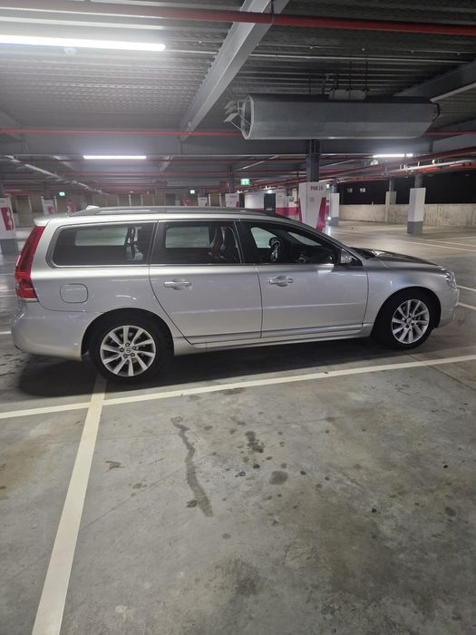 Volvo V70 D4 – Excelente Estado | 181cv | Familiar Premium |