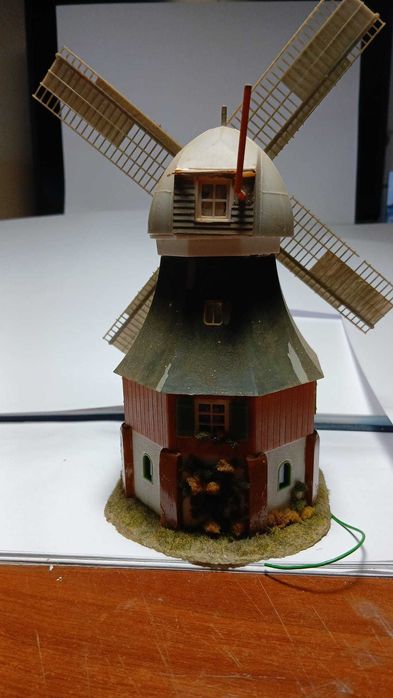 Moinho de vento Faller escala HO 1:87
