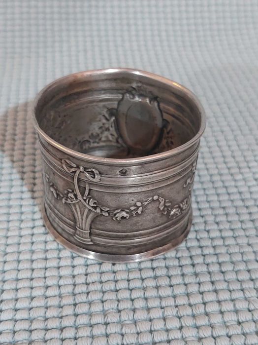 Peça em prata antiga