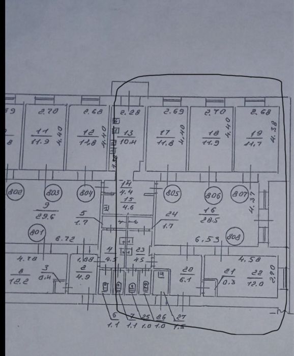 Продаємо блок з 4 кімнат в гуртожитку.