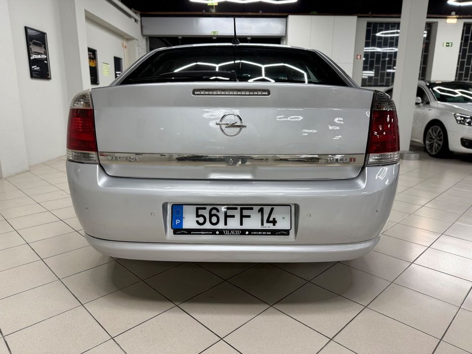Opel Vectra 1.9 CDTi Auto.