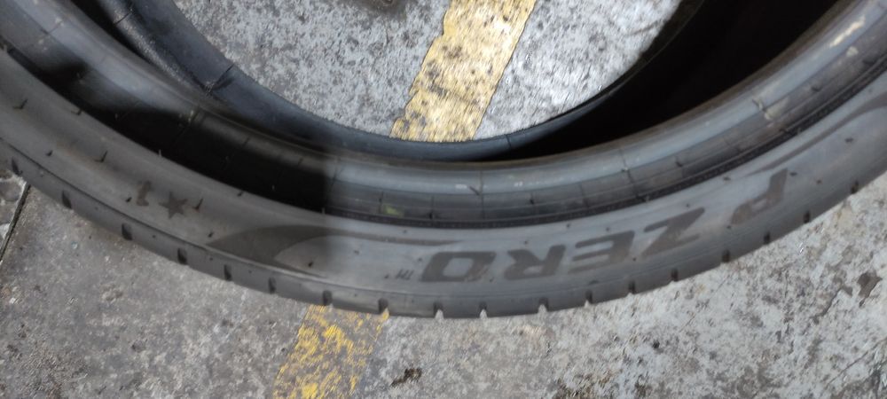 Pneus 315/30/22 Pirelli semi novos