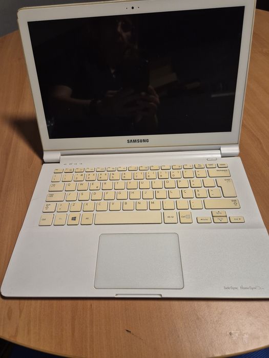 Portatil Samsung 915S para peças