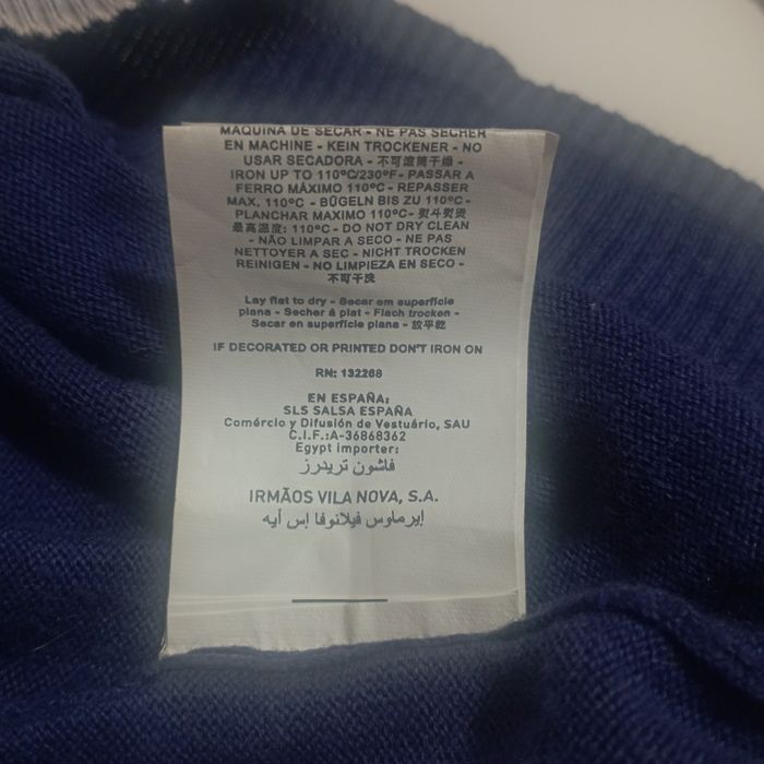 Malha  azul marinho com letras branca, Salsa Jeans