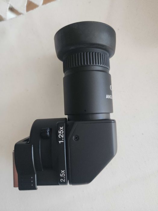 Canon Angle Finder C