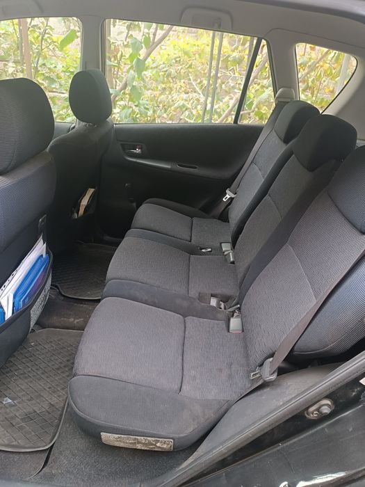 Тойота коррола версо 2002 рік