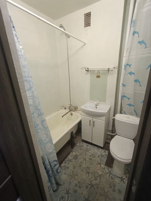 Власник. Продам 1 кім. Ліски 4/5. Готівка.