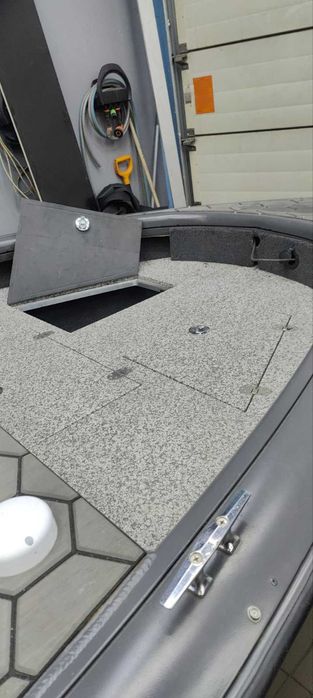 Лодка Crestliner