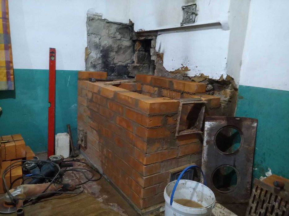 Печи , камины , барбекю. Ремонт , чистка , кладка.