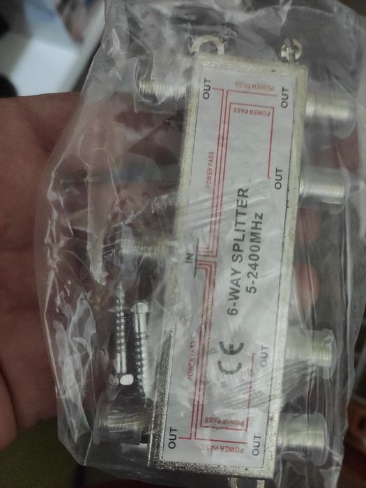 Material variado de telecomunicações